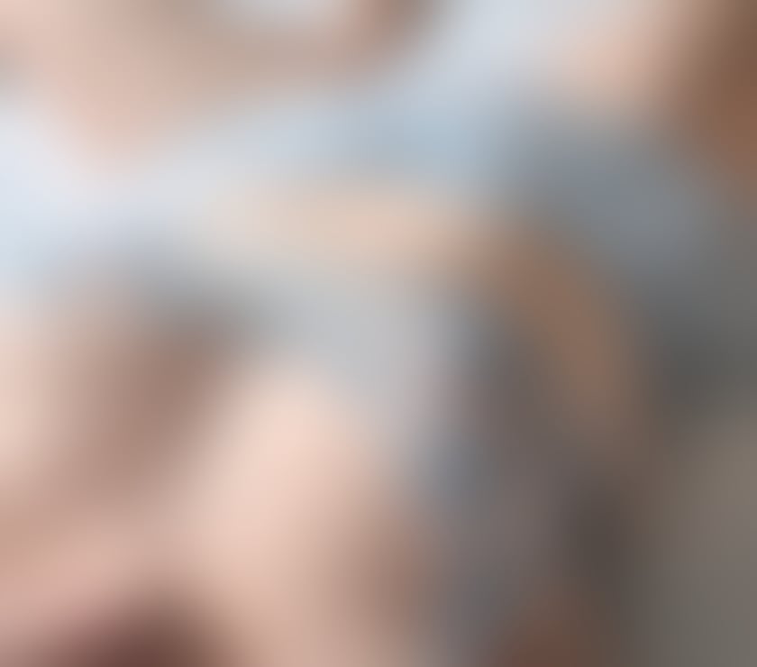 100% British, fun-sized babe with blue eyes