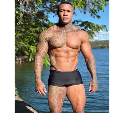 Photos for Latino hot 🔥😈