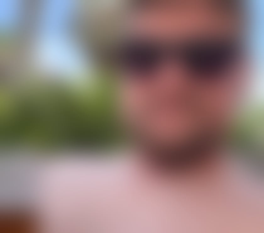 adult personals East Sussex Wealden - Photos for I'm here for entertainment