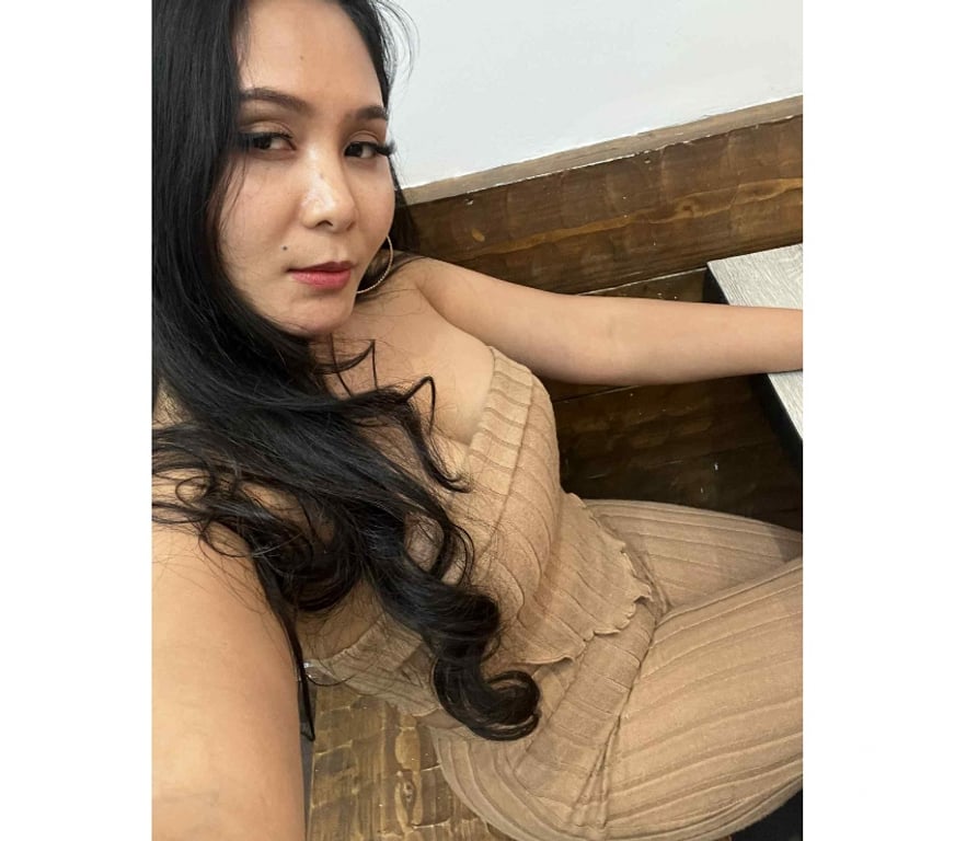 Escorts Hampshire Rushmoor - Photos for Best relaxing and experienced massage therapist!! In GU14