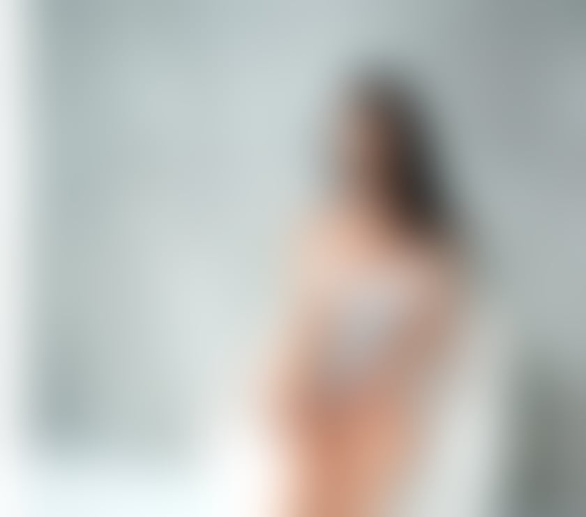 Photos for New beautiful girl in town 😍