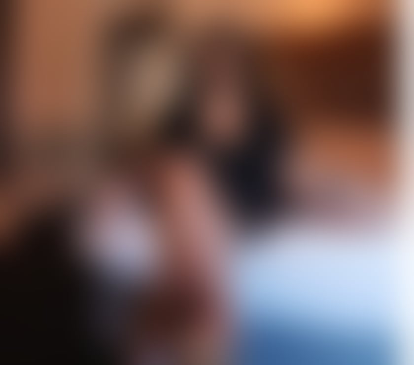 Escorts and Massages Kilsyth Glasgow - Photos for SANDRA luxury Mature Lady