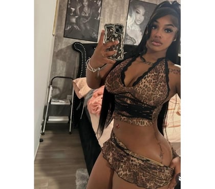  Escorts Western Docks Southampton - Photos for Emma party girl full service sloppy o.w.o