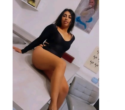 Escorts and Massages High Wycombe Buckinghamshire - Photos for Hello, I am an elegant and beautiful brunette.