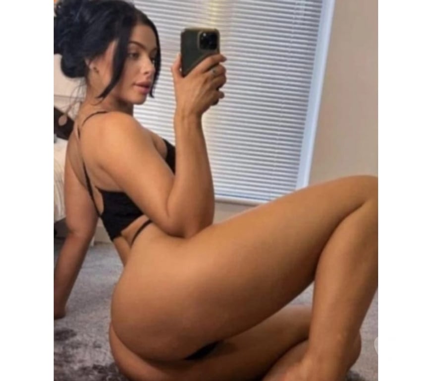 Escorts West Yorkshire Calderdale - Photos for Hi, I'm Camy. New in town.