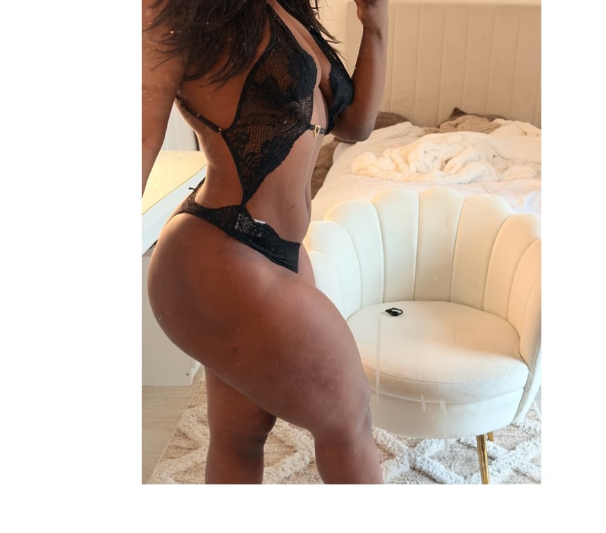 Escorts South East London Greenwich - DLR Station - South East London - Photos for 🥂💦Caribbean Princessxoxo Party girl 🥂🍒