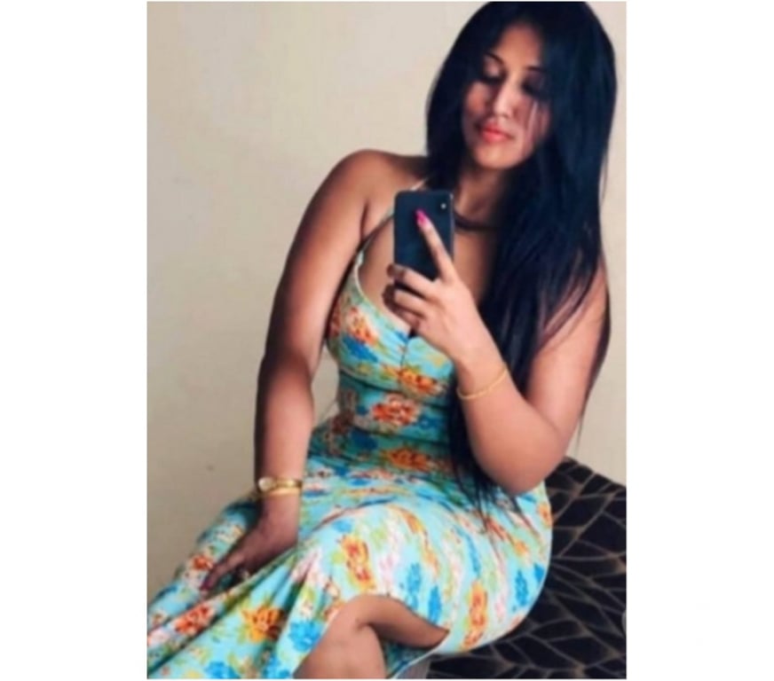 Escorts West Midlands Sandwell - Photos for SUMMAYA 25 years 💥 🥳 PARTY 🥳 NEW GIRLS