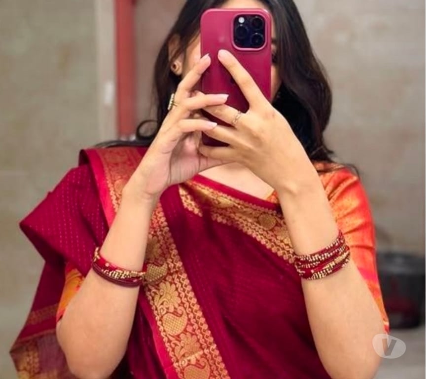 Escorts West Yorkshire Leeds - Photos for 😘I'm tamil new girl Roja🌹 only what's massage