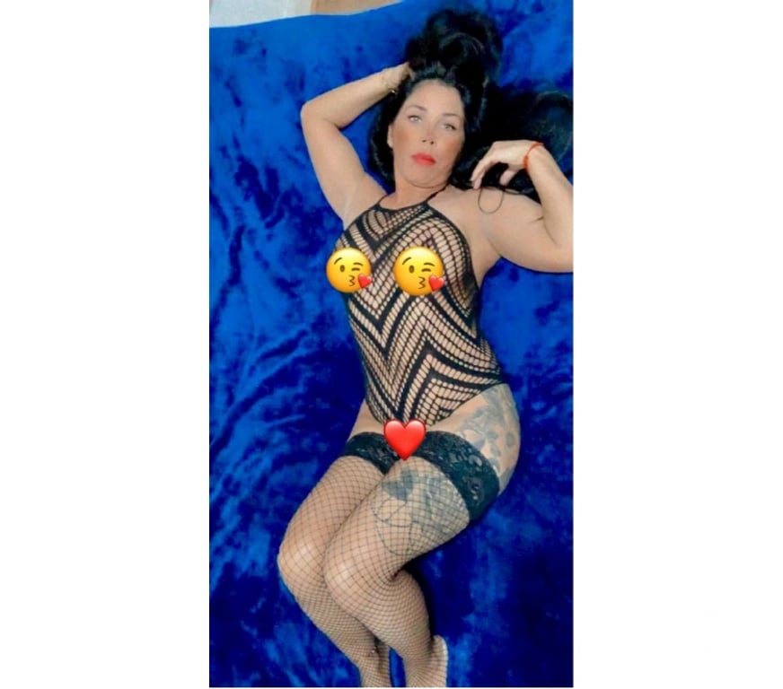 Escorts Norfolk South Norfolk - Photos for New Hot Lady In Town for short time