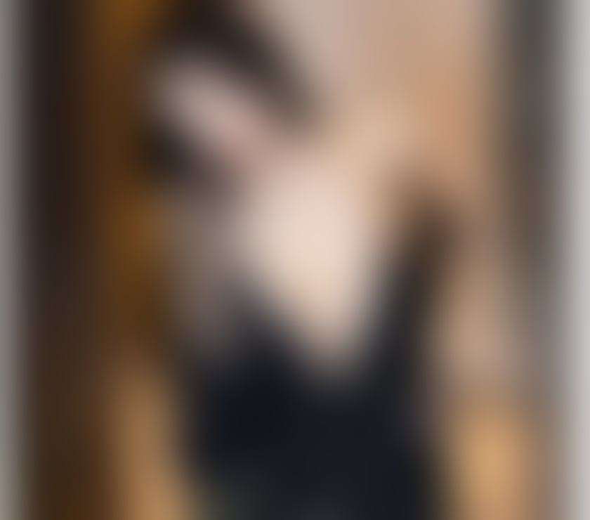  Escorts Watford Town Centre Watford - Photos for Top Asian escort girls arrive in watford town center