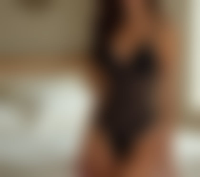 Escorts West Midlands Birmingham - Photos for Hi im larissa new party girl in outcall only 🍾🥂🔥