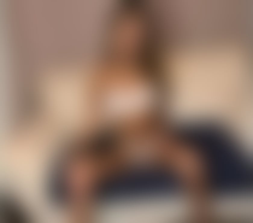 Escorts Greater Manchester Bolton - Photos for ONLY OUTCALL🖤🖤PARTY GIRL🤍🤍