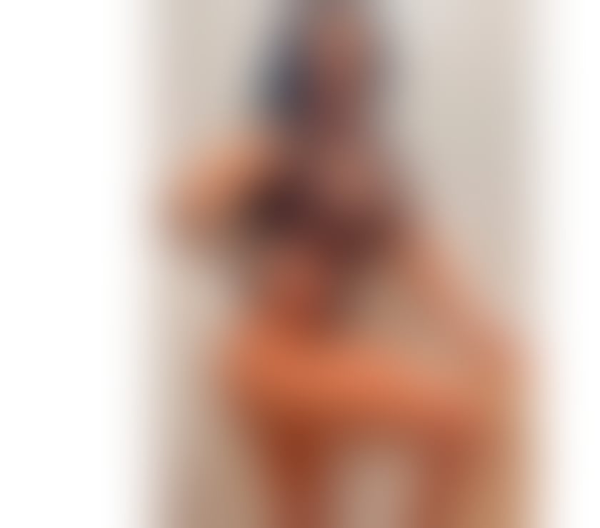 Escorts Shoreditch High Street Station North London - Photos for Brazilian girl ready for some fun