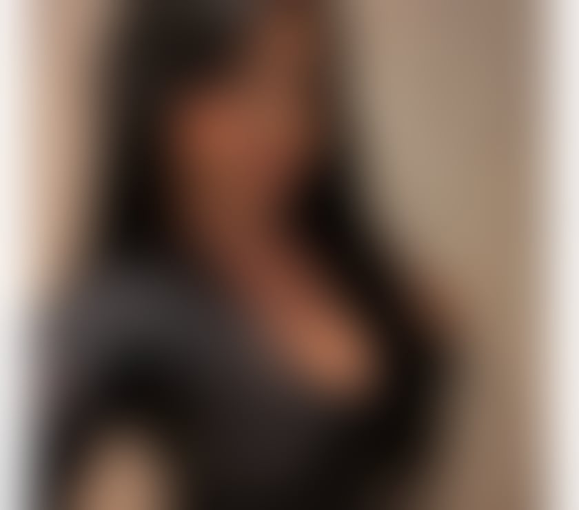 • European Doll • Long Hair & Curves • Area W2