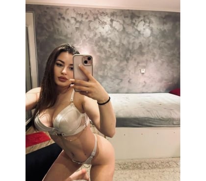 Escorts Walsall Town Centre Walsall - Photos for I’m new in town🤩incall-outcall