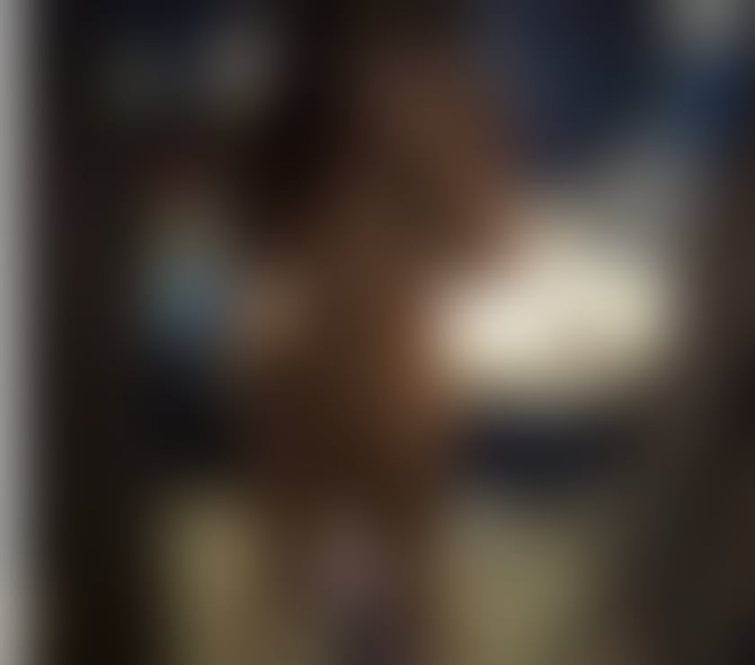 Escorts Merseyside Liverpool - Photos for British woman in Liverpool who can accommodate