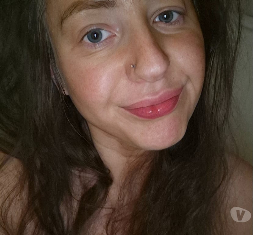 Escorts Merseyside Liverpool - Photos for British woman in Liverpool who can accommodate