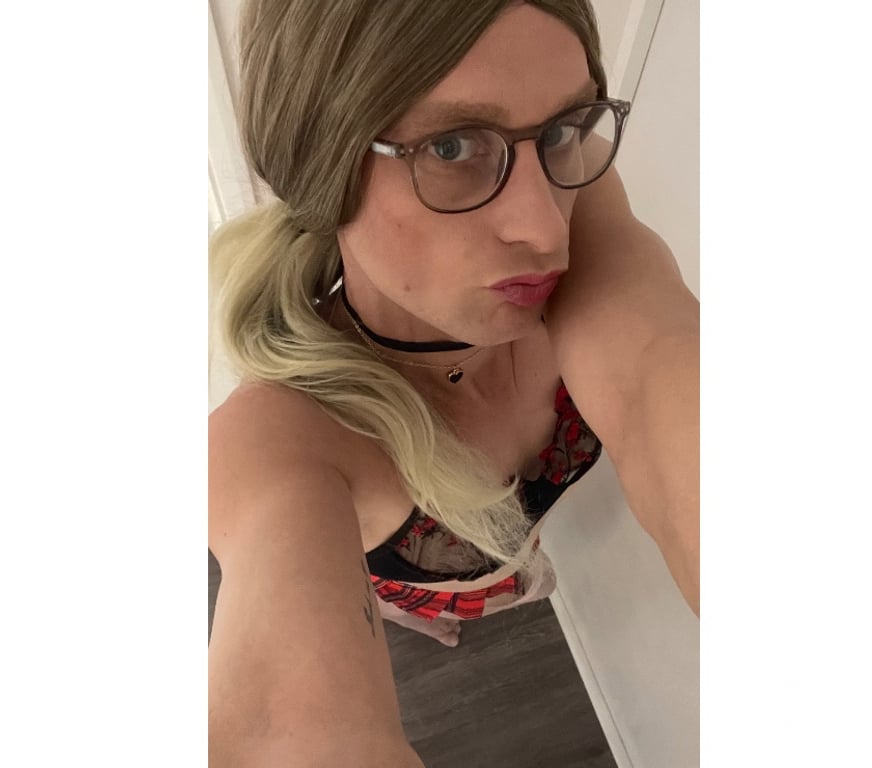 Trans Escorts Essex Colchester - Photos for Amy💋 Smooth and Toned body
