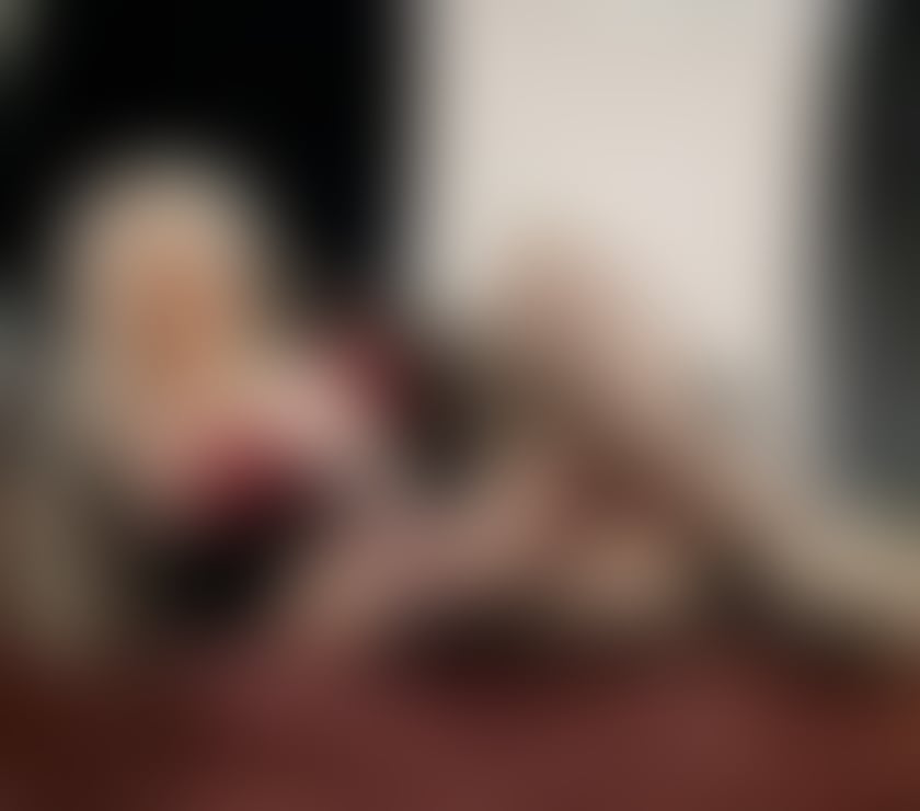 Escorts East London Havering - Photos for Hot Amanda 🔥 40-60-80 Milf Big natural boob's gfe kiss