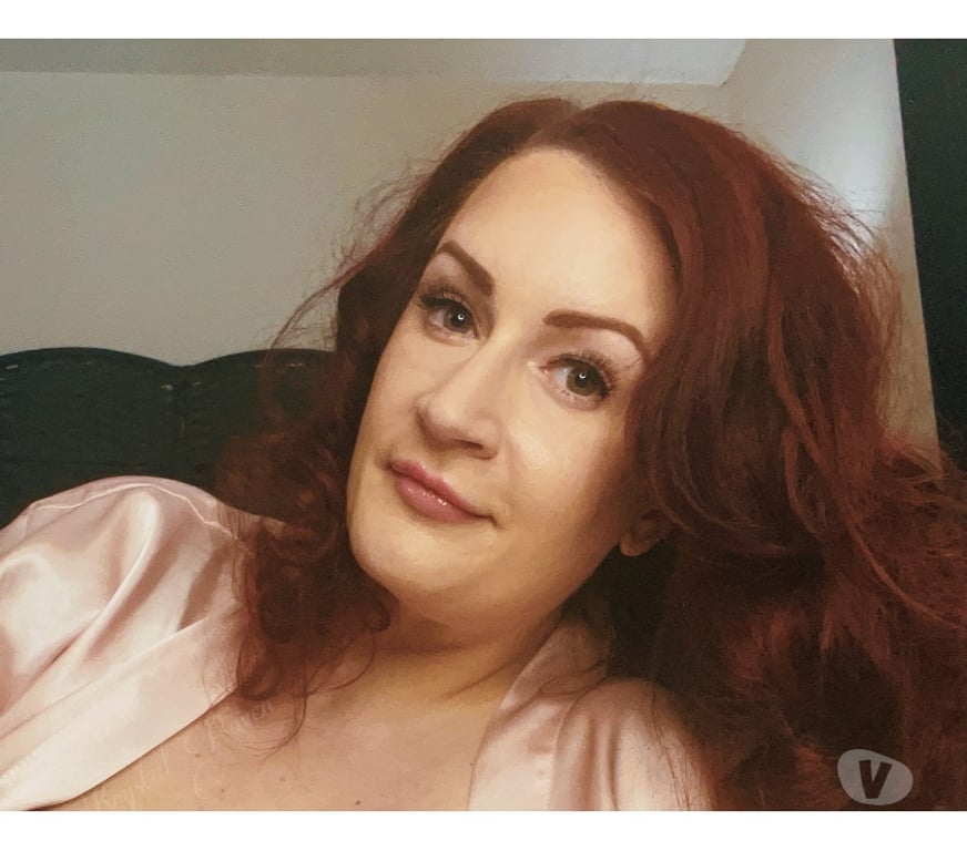 Adult Entertainment Bristol Bristol City Centre - Bristol - Photos for Dominant British Redhead Hourglass Beauty