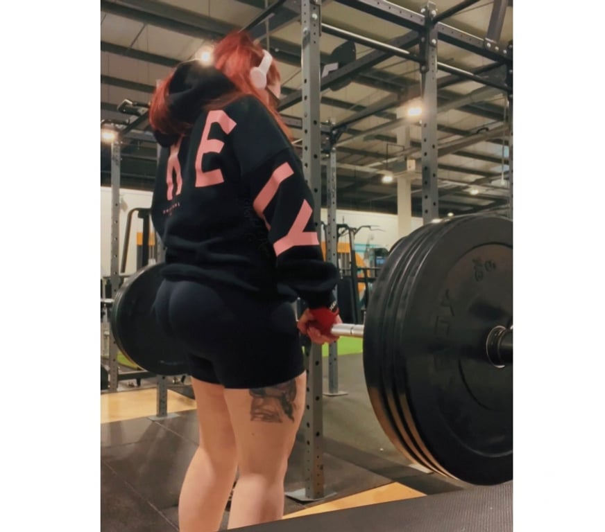 Adult Entertainment Bristol Bristol City Centre - Bristol - Photos for Dominant British Redhead Hourglass Beauty