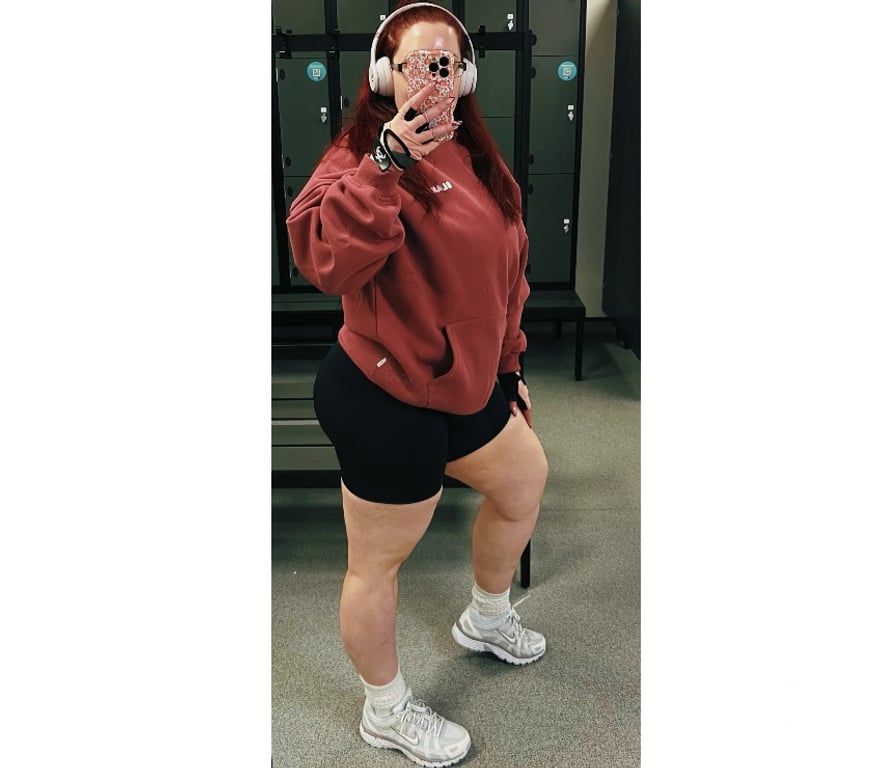 Adult Entertainment Bristol Bristol City Centre - Bristol - Photos for Dominant British Redhead Hourglass Beauty