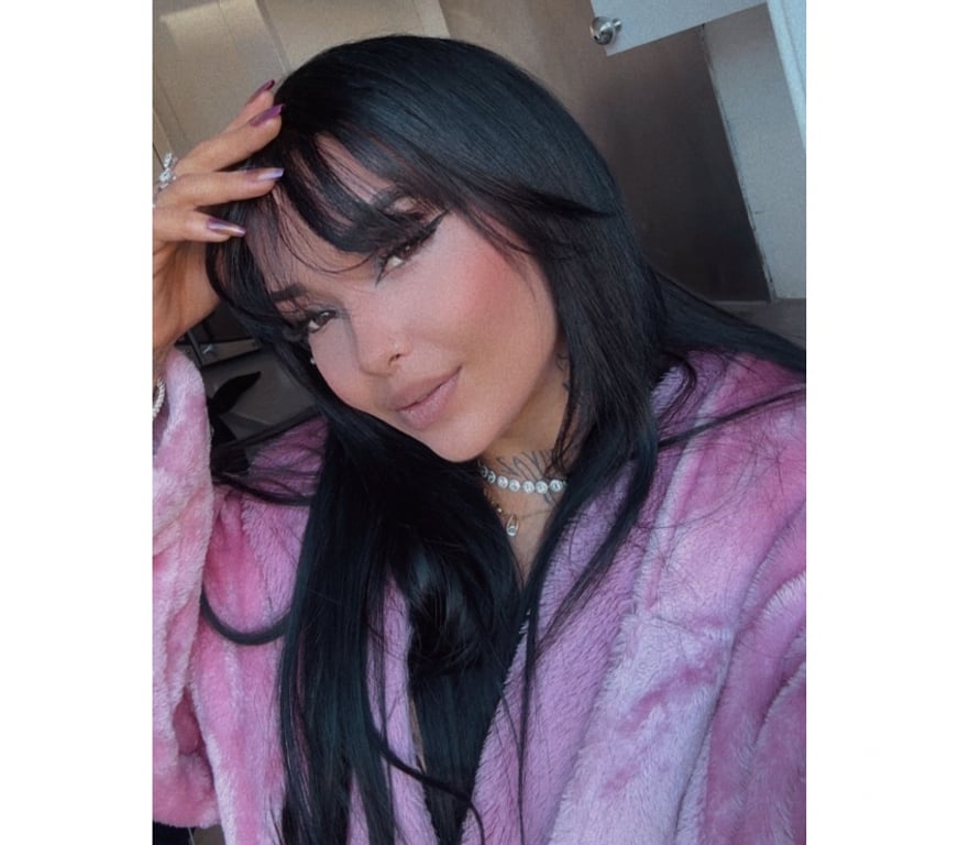 Escorts North West London Willesden Green - North West London - Photos for 🇮🇳 🇵🇹 mixed indian Sana Willesden