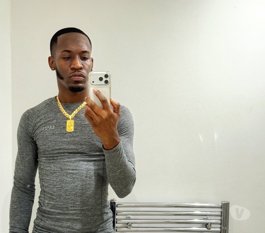  Gay massage South East London East Croydon (Tramlink) Station - South East London - Photos for caribbean guyyyyyy