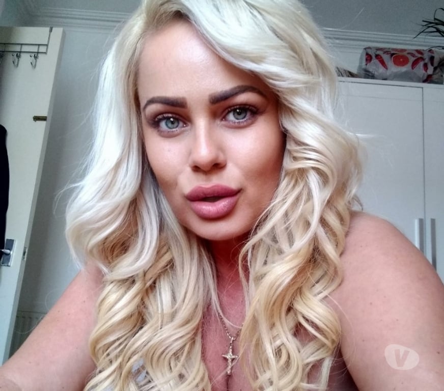 Escorts Fife Dunfermline - Fife - Photos for SEXY BUSTY VICKY IN DUNFERMLINE XXX