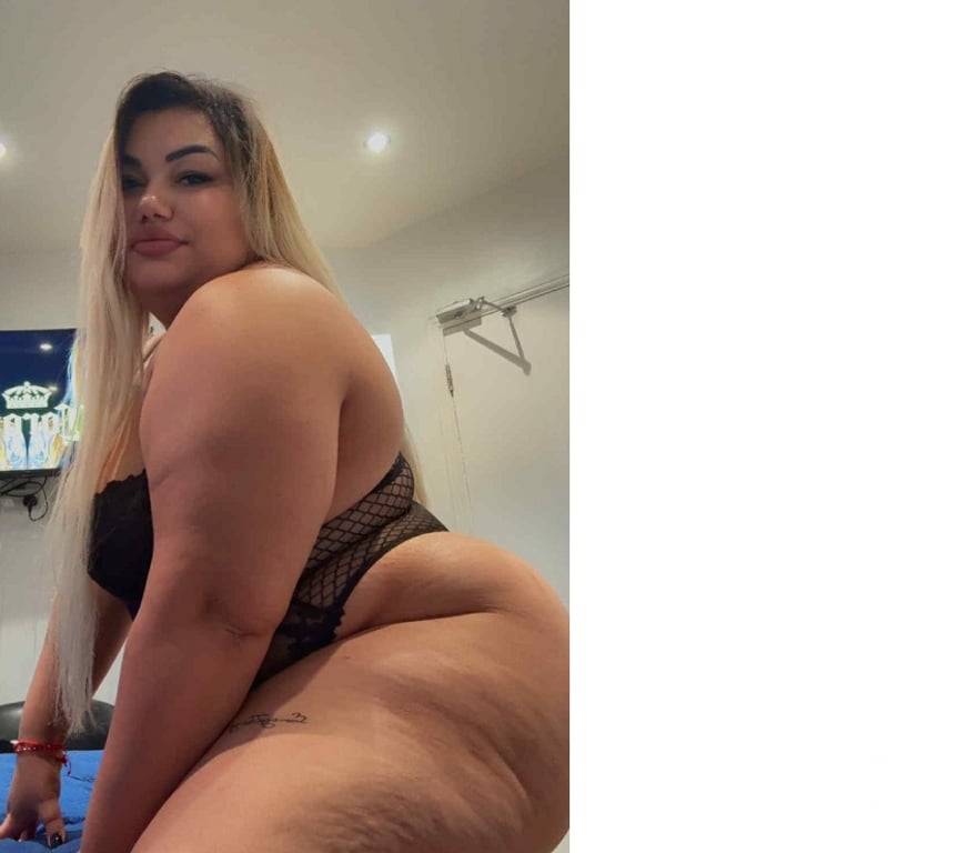 Escorts North London Enfield - Photos for Chubby ajlin x Big ass 💋