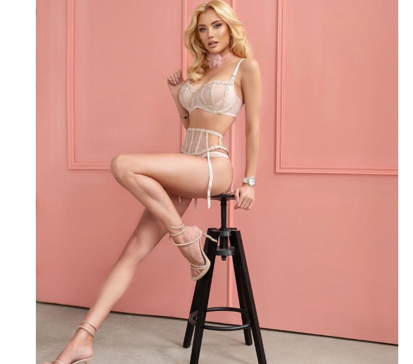 Escorts West Yorkshire Leeds - Photos for New new new in town do not miss out elegant classy very bea