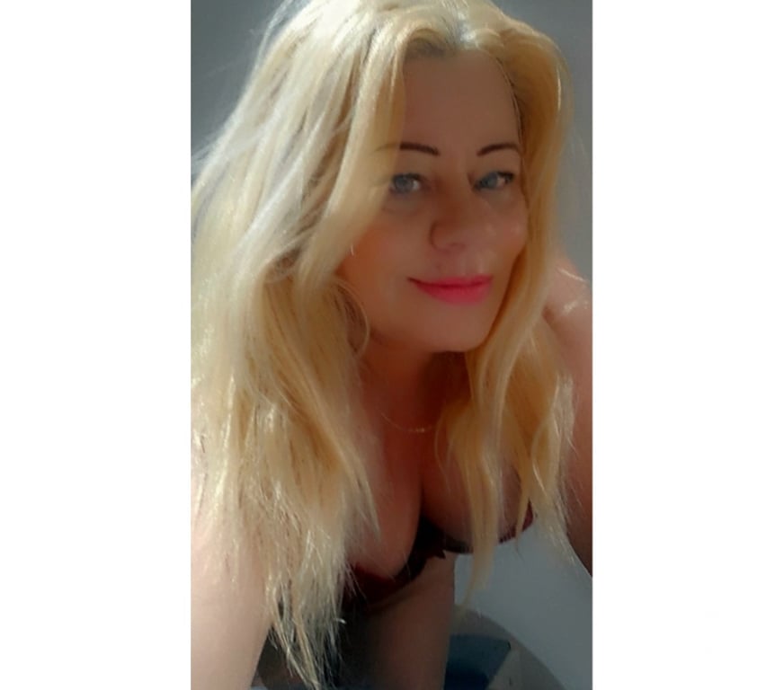 Escorts North London Wood Green - North London - Photos for Sexy Alexa party grils Best Milf 💯💋😘😘