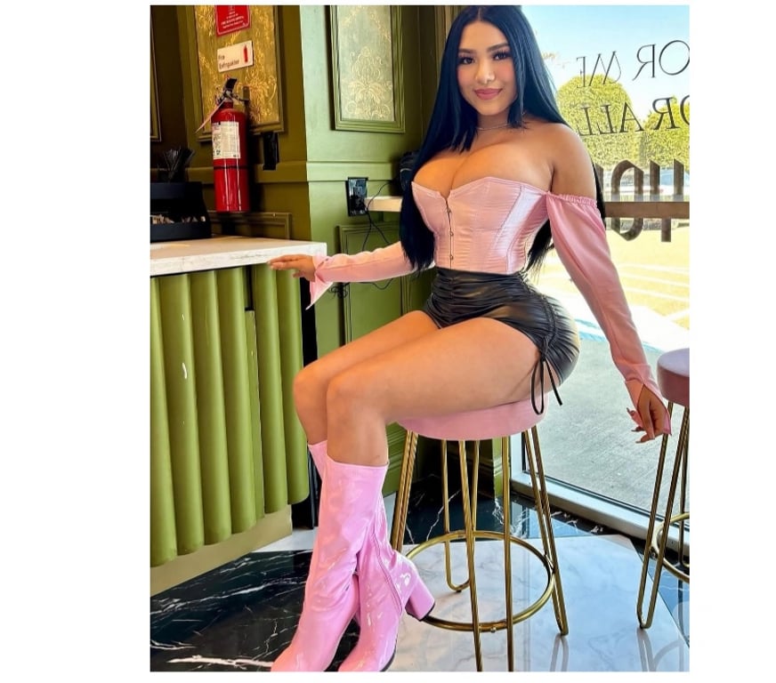 Escorts West Yorkshire Leeds - Photos for 📞👅Claribel big tits best bj party girl🍑🧸❗️