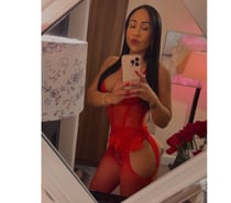 🇧🇷 Melissa brunette who likes to party 🔥