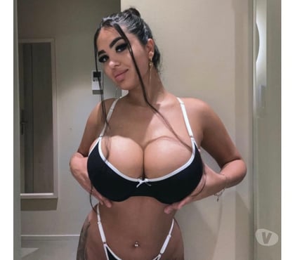 Escorts and Massages Birmingham City Centre Birmingham - Photos for Hello love🥰OUTCALL🤩No Rush😍All services🤩