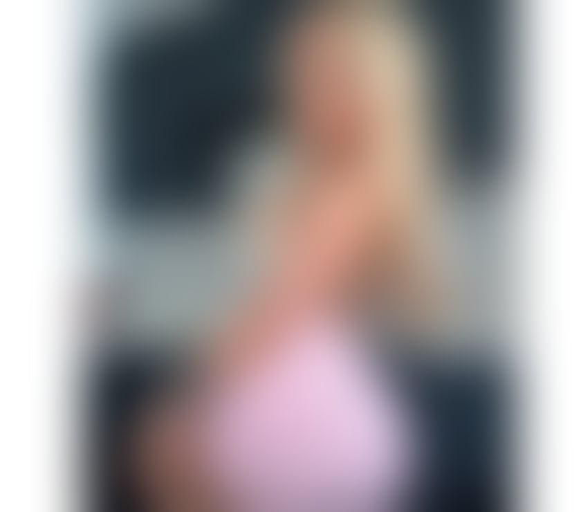 Delia 💕Best Party NEW ON TOWN