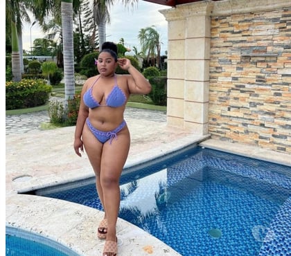 Photos for New in your town ‼️Queen of owo and party 🍭