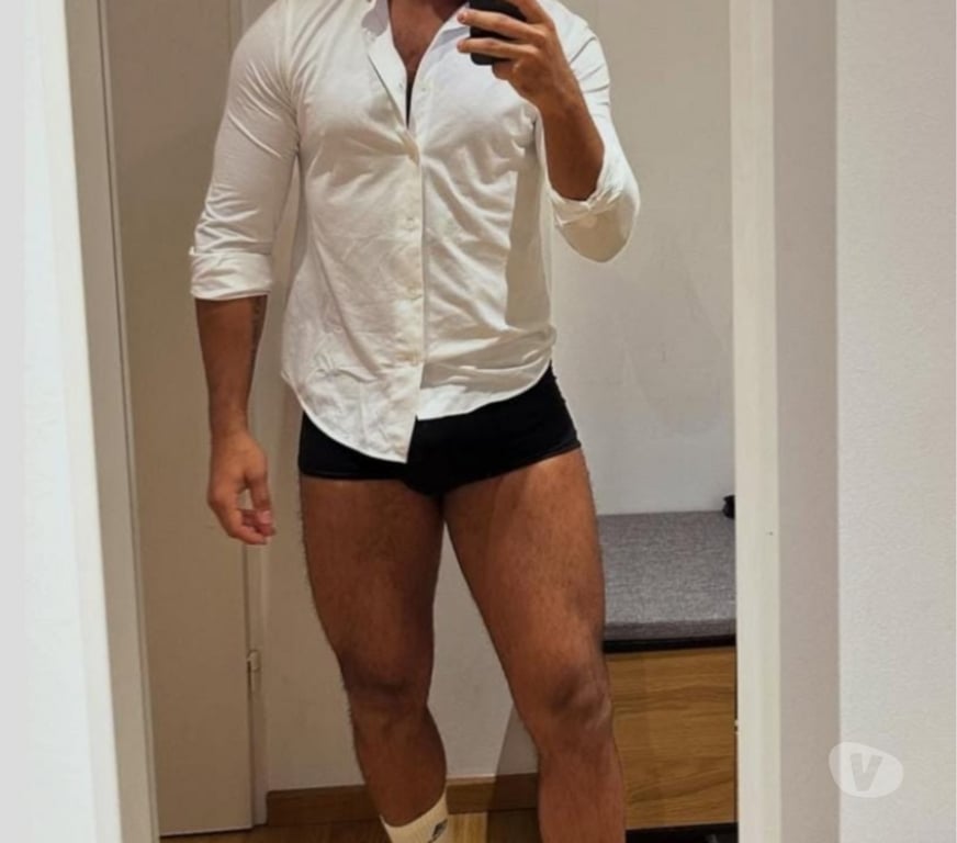 Trans Escorts Bedfordshire Luton - Photos for Anthony party boy size 10 Inch quality services 👌🎉