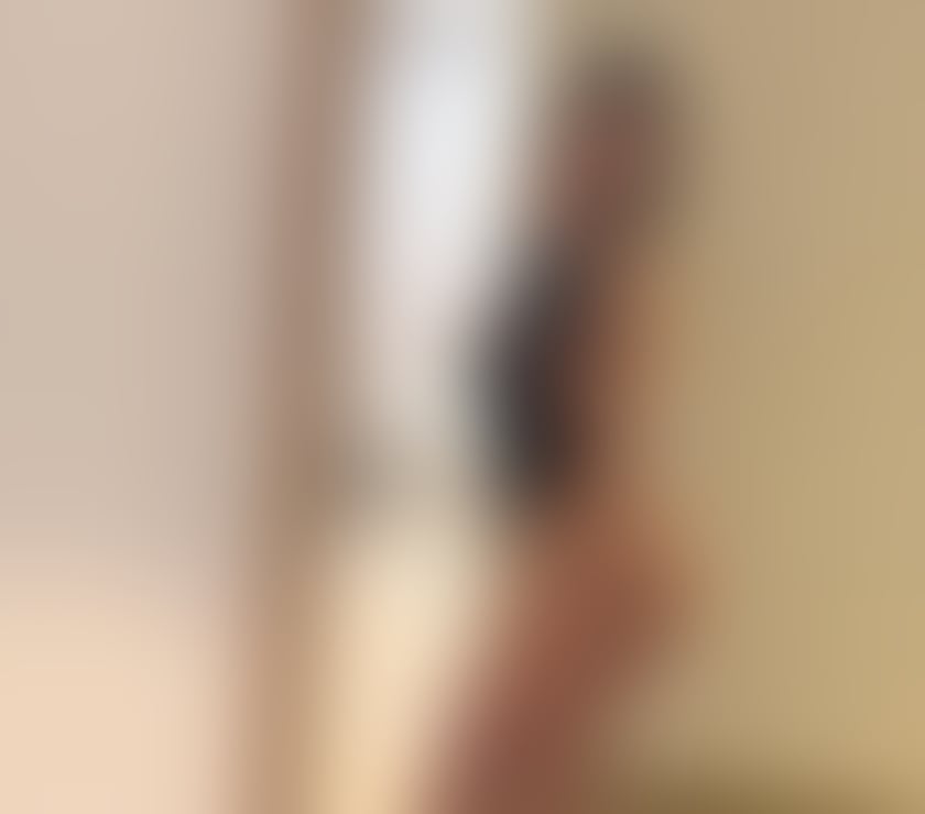 Escorts Central London Angel - Central London - Photos for Sara, a passionate, refined, and extremely sensual Colombian