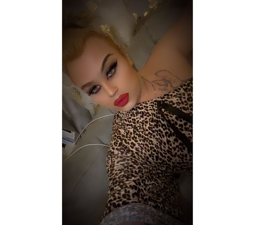 Escorts Greater Manchester Oldham - Photos for Lora Lory Transgender best blj no rush best Party