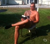 I am looking for a woman or a girl or a married woman for co