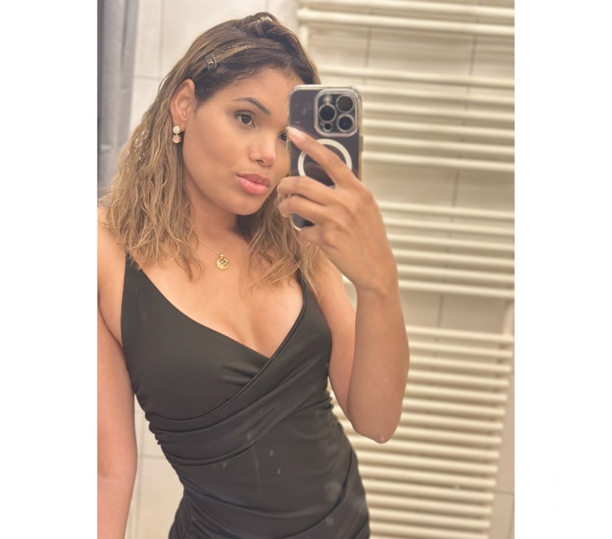 Escorts Greater Manchester Salford - Photos for Relaxing massage with warm oil in Salford