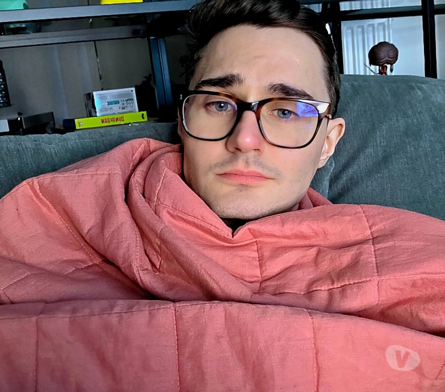  Gay massage East London Bromley-by-Bow Station - E3 - East London - Photos for Dates, just need time together? Crash with a movie thats me