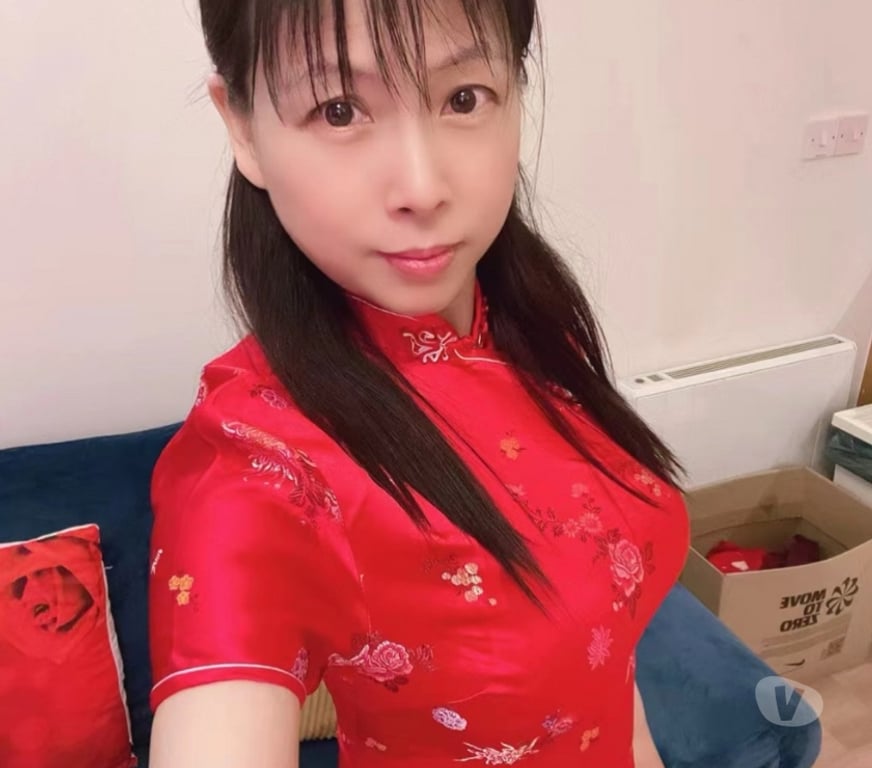 Escorts West London Acton - West London - Photos for I am BettyLa from Hong Kong.I the best massage