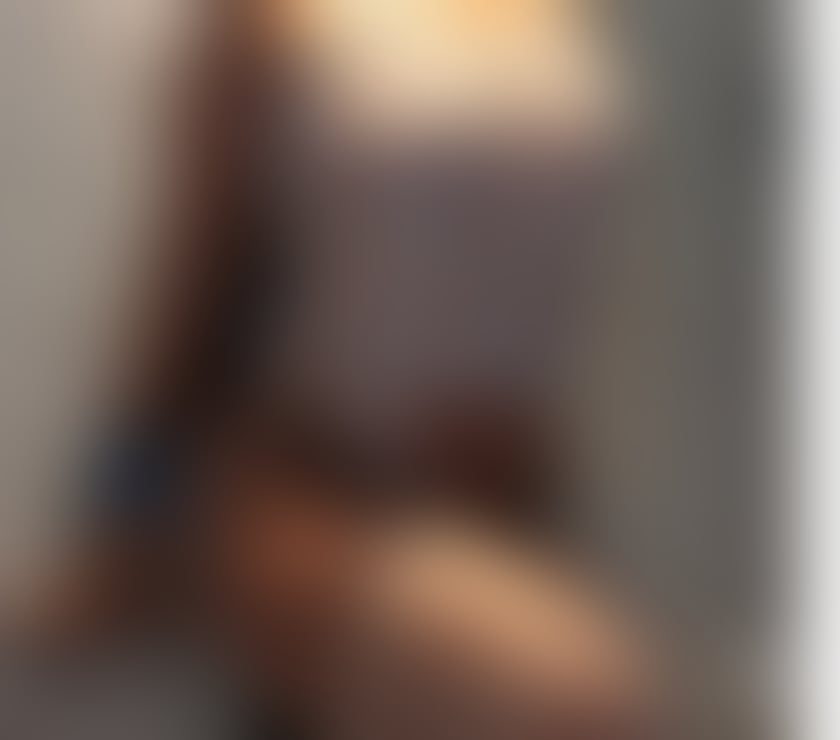 ENGLISH MILF. BEST ASS IN THE SOUTH WEST