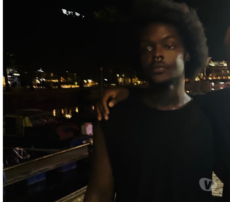  Gay massage Bristol Bristol City Centre - Bristol - Photos for Looking for handsome lads for fnu date( no age limit )