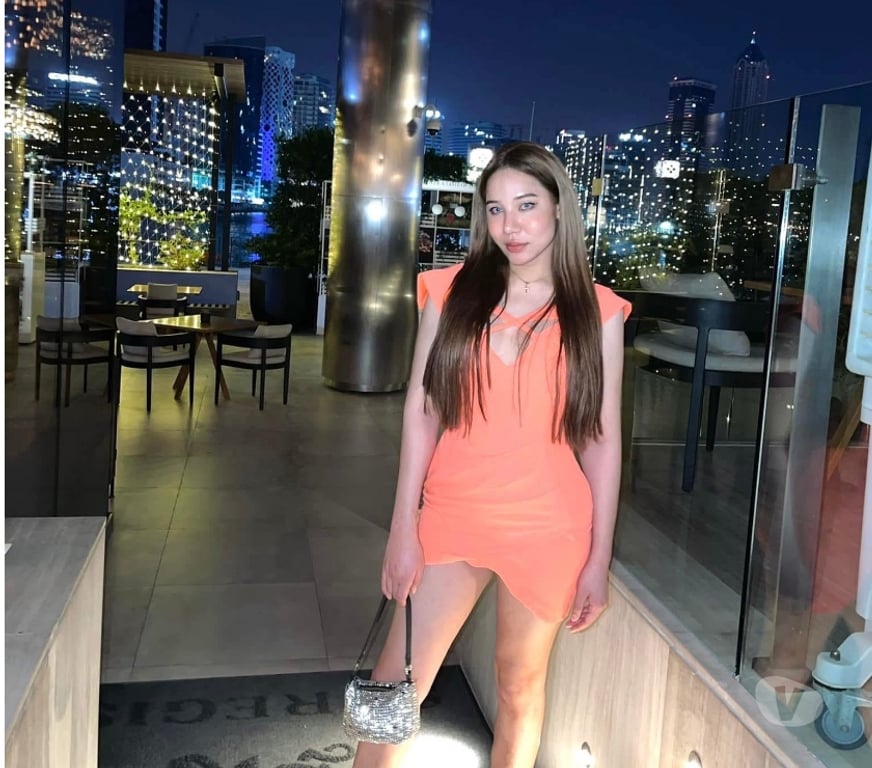 Escorts East London Canning Town - DLR Station - East London - Photos for Half Thai half Russian New model ready to serve Rose