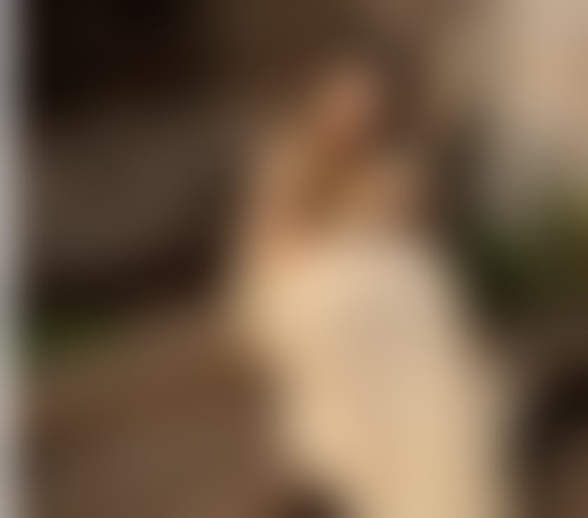 SOUTH INDIAN VARSHINI NEW TO TOWN