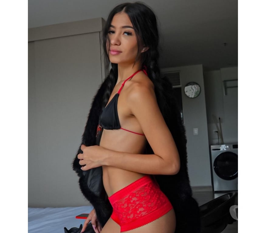 Escorts Leicestershire Leicester - Photos for 🔞Bombshell Party🥂Strap-on lovers?Domination ALEVEL💦