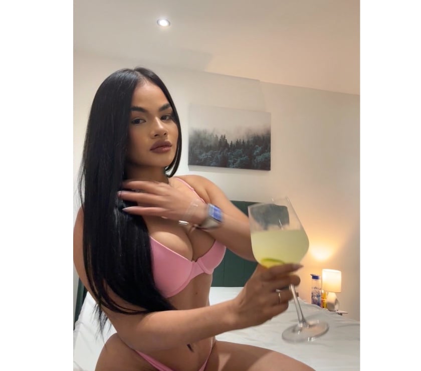 Escorts and Massages Birmingham City Centre Birmingham - Photos for 🍸KIM🇧🇷BEST SERVICE🔥🍾PARTY GURL🍒✨